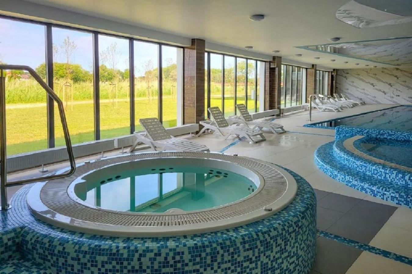 Exclusive Apartments Porta Mare Marina - Swimming Pool & Sauna By Renters Prestige Dziwnow Exterior photo