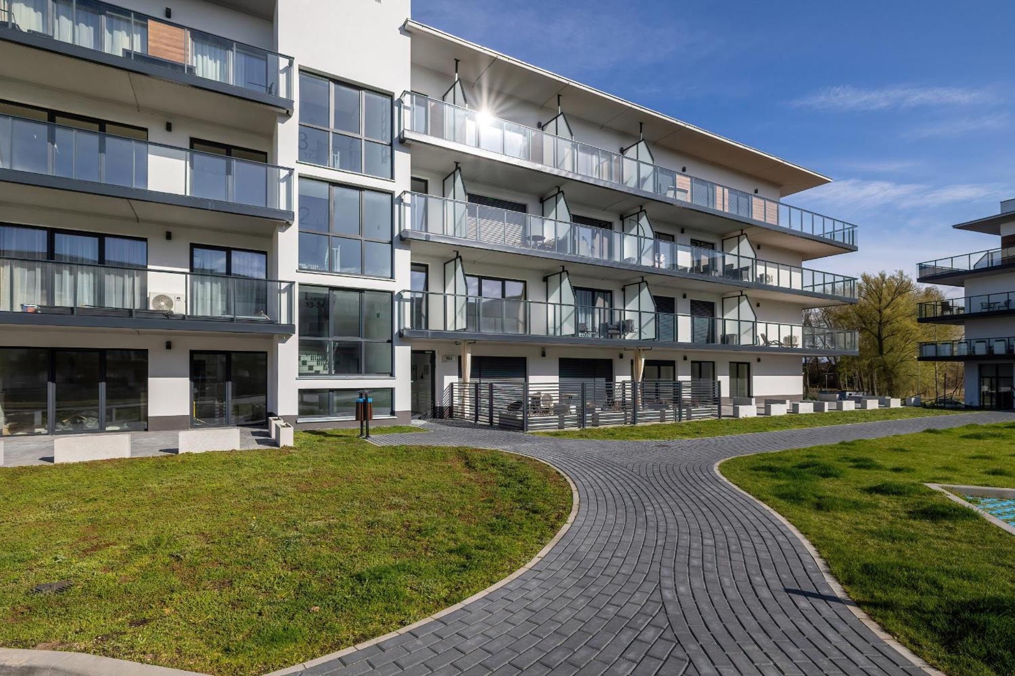 Exclusive Apartments Porta Mare Marina - Swimming Pool & Sauna By Renters Prestige Dziwnow Exterior photo